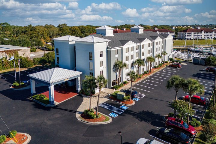 Holiday Inn Express N.Myrtle Beach- Little River by IHG