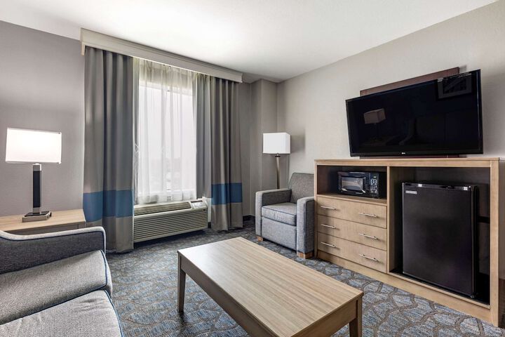 Room 15 of 43