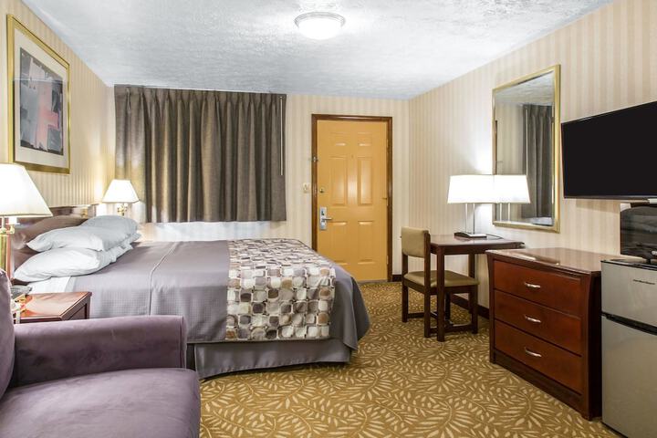 Room 15 of 23