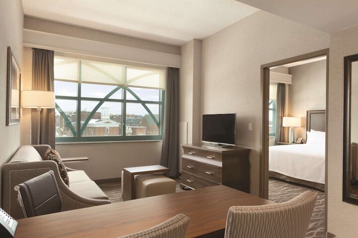 Embassy Suites Saratoga Springs