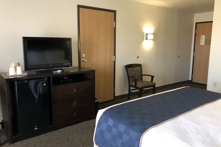 Room 7 of 24
