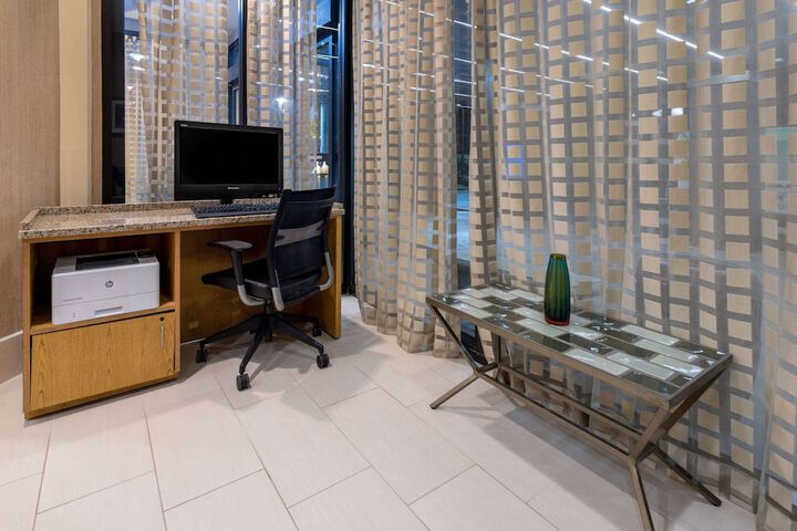 Business Center 35 of 35