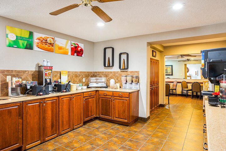 Quality Inn Mitchell I-90