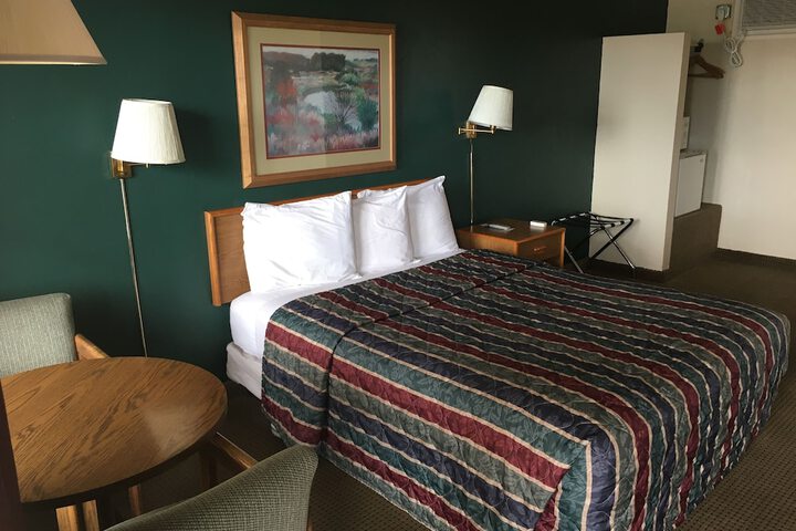 Room 23 of 46