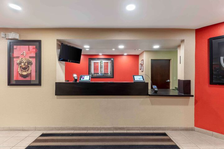Hotel Interior 11 of 29