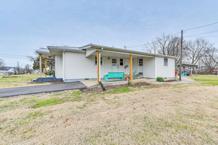 Charming Cave City Vacation Rental w / Fire Pit!