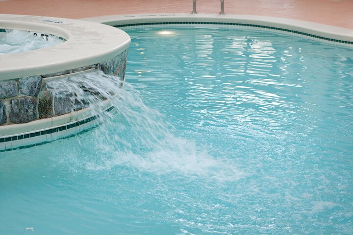 Pool 15 of 55
