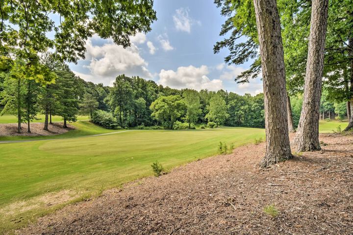 Clayton Resort Getaway w / Pool Access Pickleball!