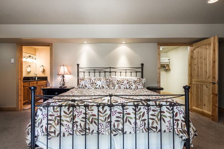 Pineview Lodge
