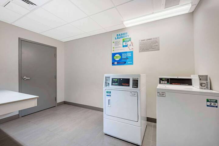 Comfort Suites Richmond East