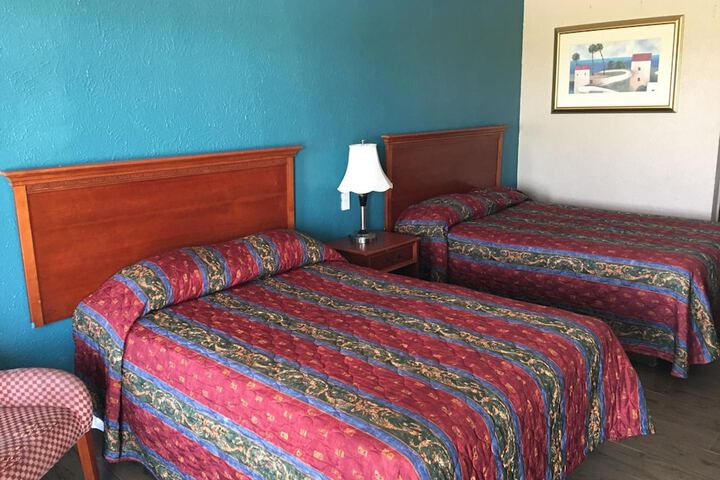 Room 26 of 46