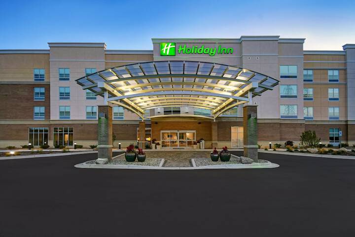 Hotel 2 of 57