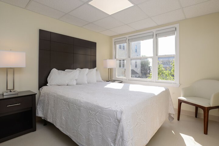 Room 48 of 65