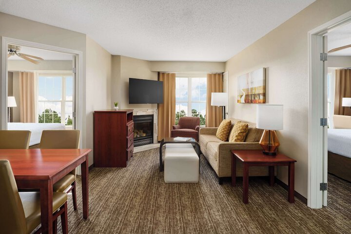 Homewood Suites by Hilton Providence / Warwick