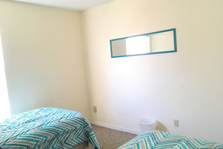 Room 25 of 49