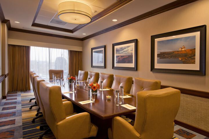 DoubleTree by Hilton Boston North Shore
