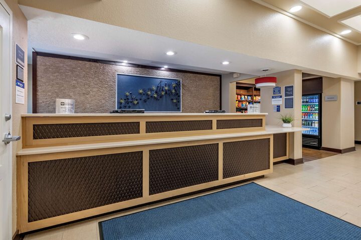 Hotel Interior 10 of 25