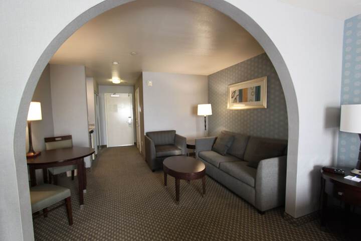 Room 49 of 77