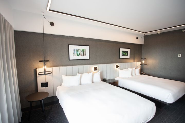 Room 30 of 85