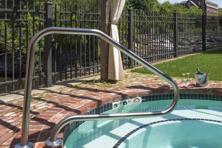 Terrace/Patio 126 of 128
