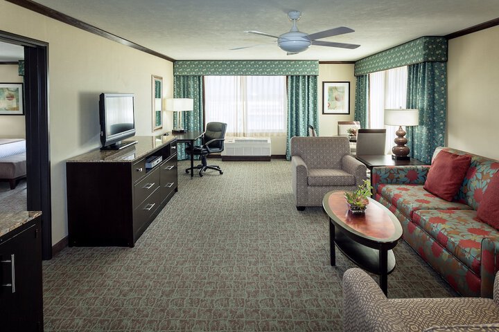 Room 52 of 74