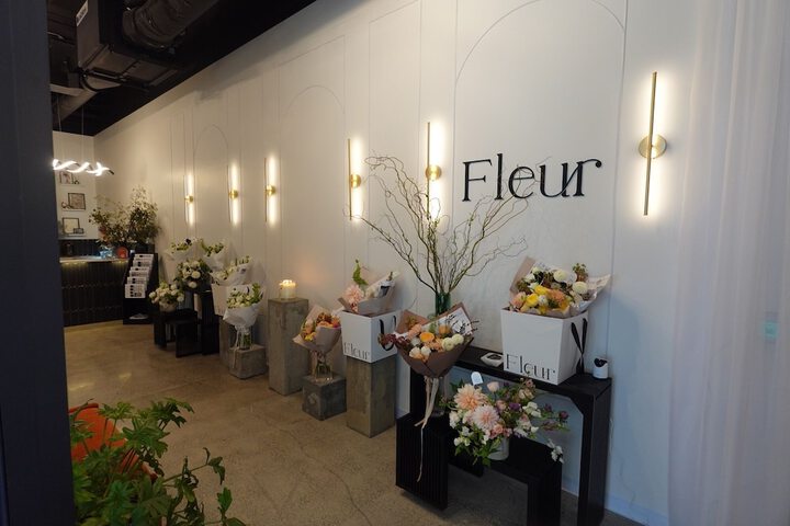 Gift Shop 128 of 128