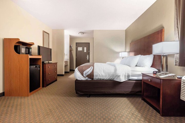 Quality Inn Hays I-70