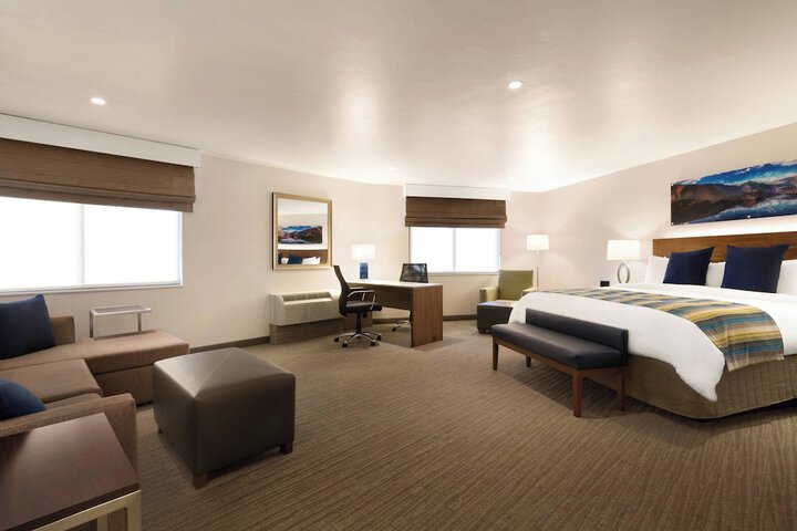 Room 19 of 39