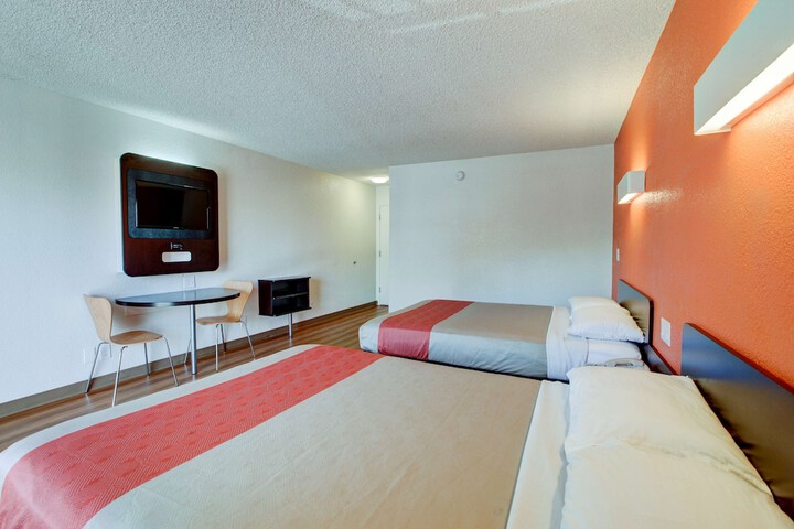 Room 14 of 23