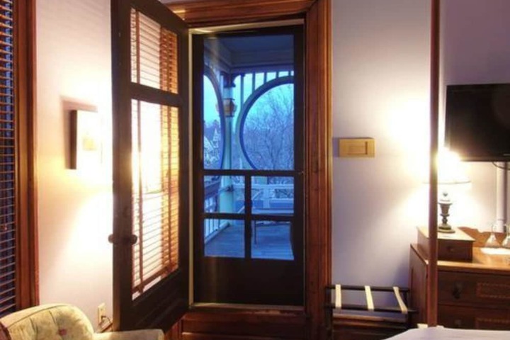 Room 29 of 43
