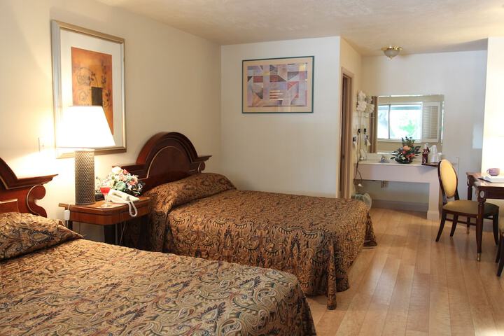 Room 33 of 50