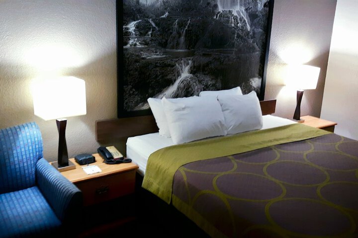 Room 19 of 72