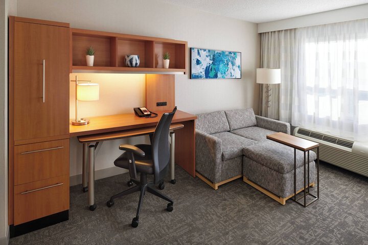 Room 9 of 26