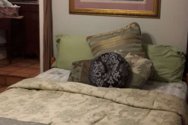 Room 13 of 24