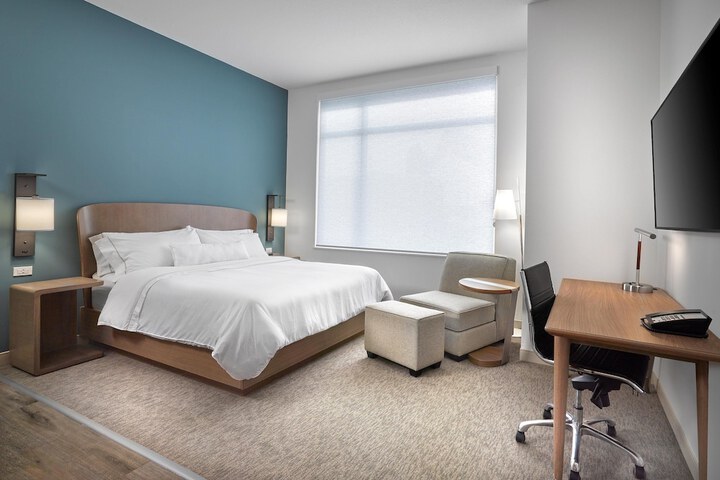 Room 16 of 30