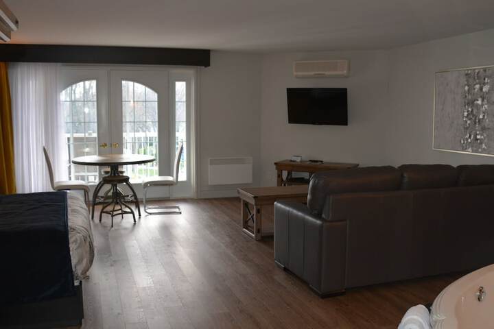 Room 13 of 61