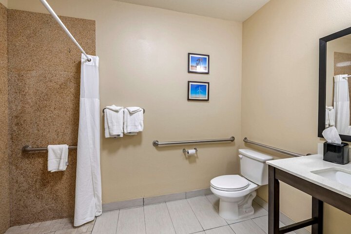 Room 7 of 36