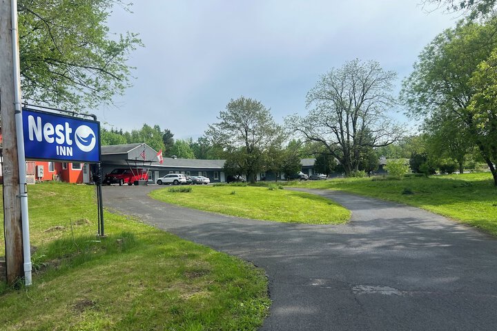 Nest Inn