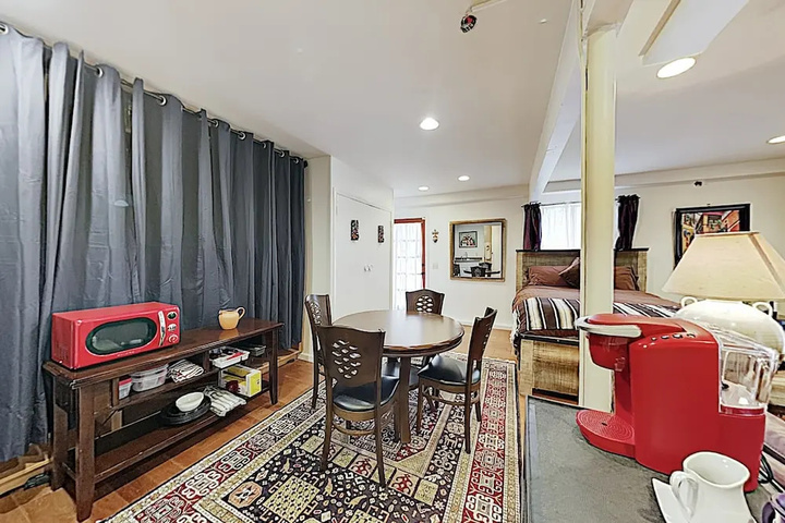 New Listing! 2-suite Mexican Casita W / Pool & Gym 2 Bedroom Apts