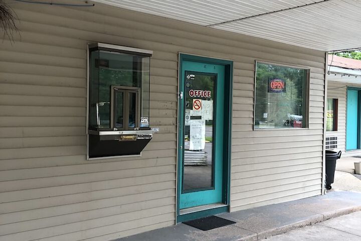 Red Maple Inn