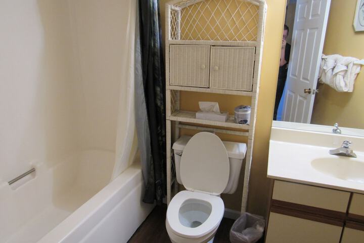 Room 174 of 214