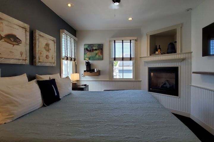 Room 74 of 126