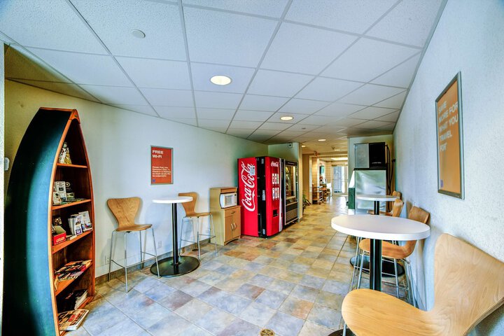 Hotel Interior 14 of 40