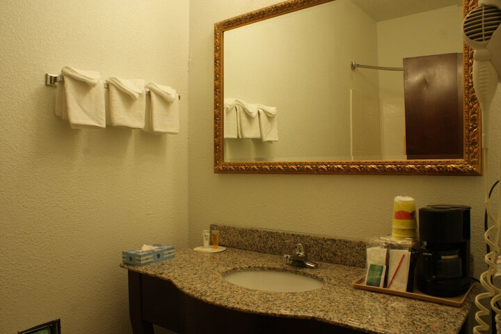 Room 80 of 120