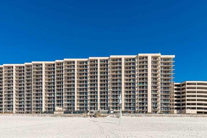 Hotel 3 of 42