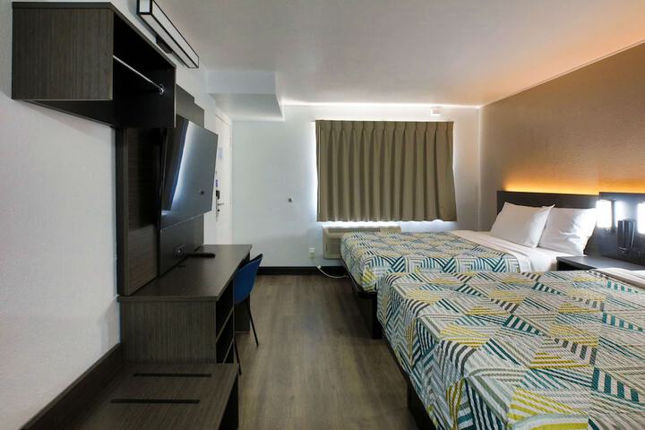 Room 31 of 35