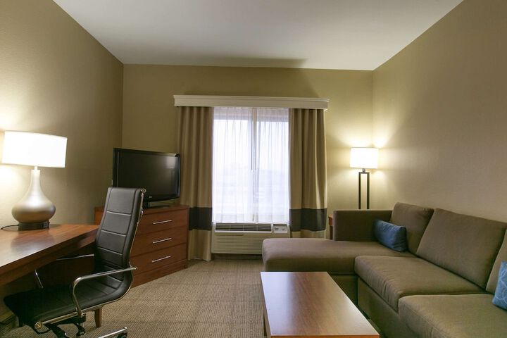Room 27 of 45