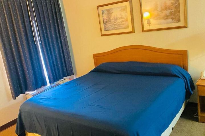 Comfort Crest Inn
