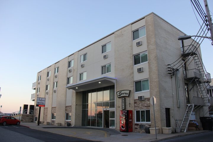 Hotel 6 of 43