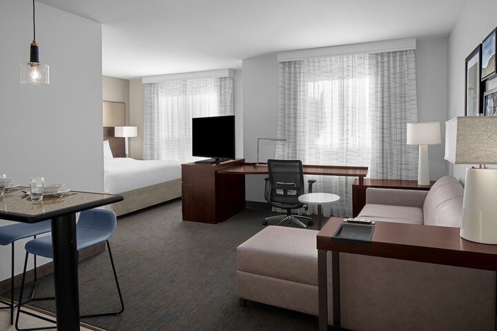 Room 26 of 43